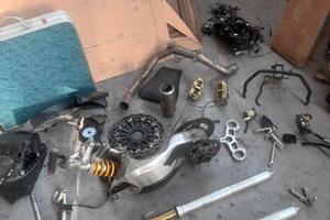 Ducati 749-999-848-1098