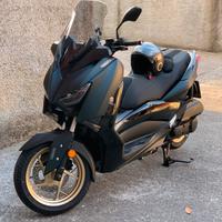 Yamaha XMax 125 Tech Max verde oro perfetto