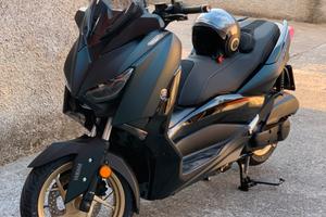 Yamaha XMax 125 Tech Max verde oro perfetto