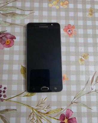 Samsung Galaxy J7+5 cover confezionate