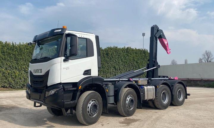 IVECO IVECO TRAKKER T-WAY AD510 NUOVO SCARRABILE