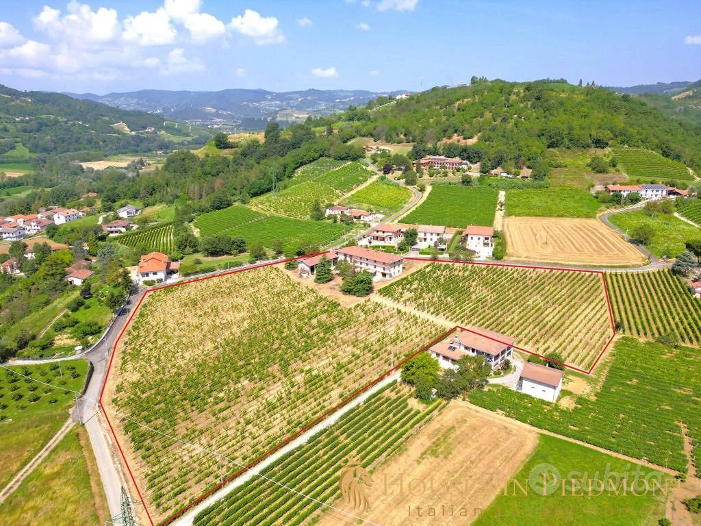 Rustico / Casale di 760 m² con più di 5 locali e b - Vista 5