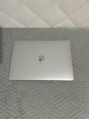 Macbook air 2020