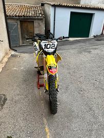 Suzuki rmz