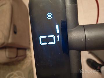 Ruote sgonfie ma non bucate e manca una vite