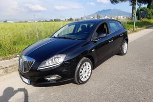 Lancia Delta 1.6 MJT 120 cv DPF Platino