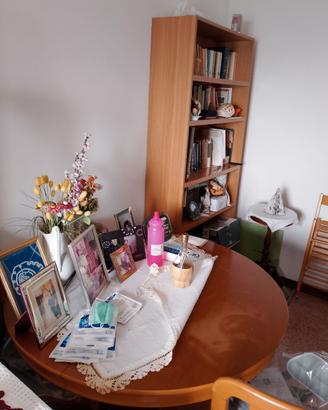 Cucina tavoli sedie letti