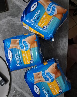 3 confezioni tena protect + M