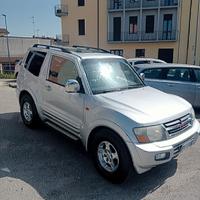 Mitsubishi Pajero 3.2 16V DI-D 3p. GLX