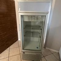 vetrina espositiva verticale  iarp eis 21