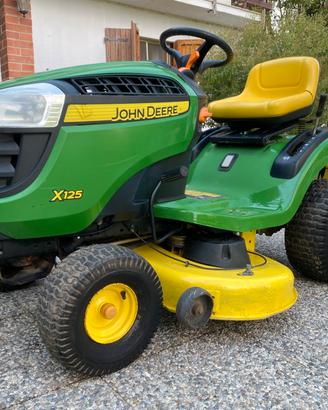 Trttorino taglierba john deere 18,5hp