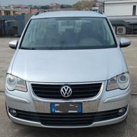 VW Touran 2.0 TDI 140 CV 7 POSTI 