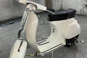 Piaggio Vespa 50 Special (V5B3) - 1974