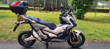 Honda X-ADV 2018 Grigio Argento