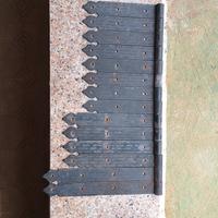 Cerniere e chiavistelli 