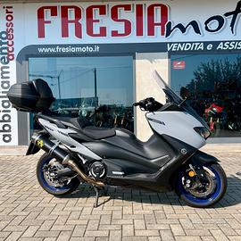 YAMAHA TMAX 560 +BLOCCALO CON ACCONTO SALDO AD APR