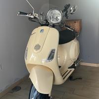 Piaggio Vespa 125 LXV