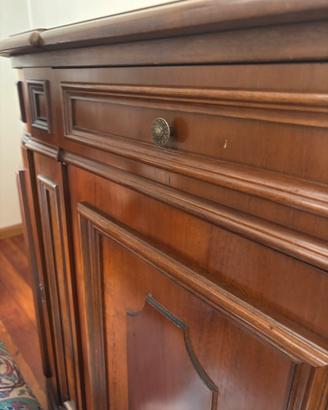 Credenza 4 ante in noce massello – Design curvo