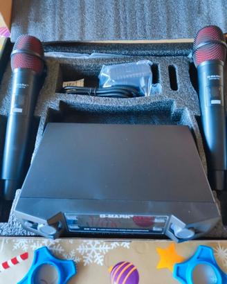Karaoke centralina con due microfoni wireless nuov