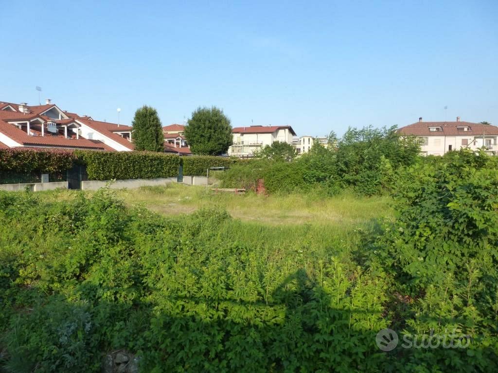 Immobile in asta di 767 m² a Cuneo - Altro