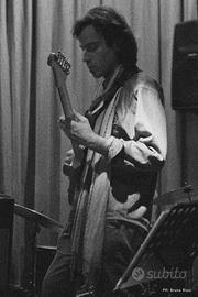 Lezioni di chitarra da musicista professionista