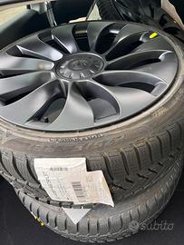 Cerchi 21’ Tesla model Y Nuovi Uberturbine