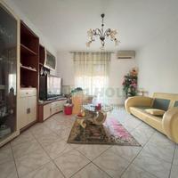 S1 - appartamento 4 vani con box auto