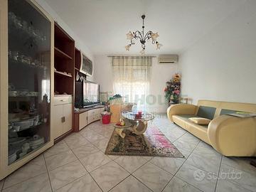 S1 - appartamento 4 vani con box auto