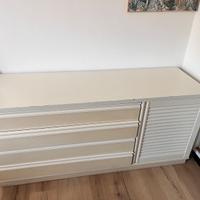 Cassettiera con cassetti e sportello