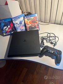 PLAYSTATION 4