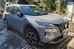 Nissan X Trail