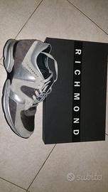 Scarpe Richmond modello Hogan