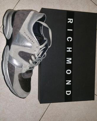 Scarpe Richmond modello Hogan