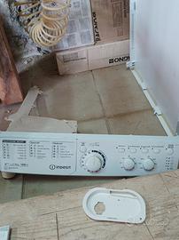 ricambi lavatrice Indesit 