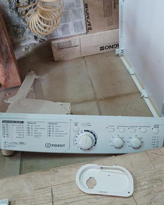 ricambi lavatrice Indesit 