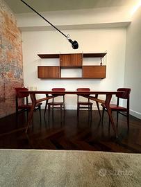 Libreria STRING, design scandinavo