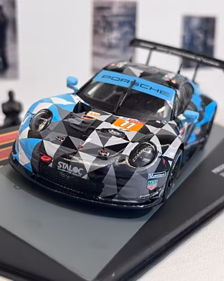 Porsche 911 RSR #77 le mans 2018 in scala 1/43