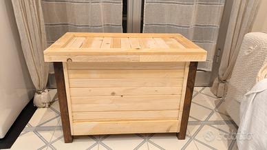 Cassapanca artigianale in legno