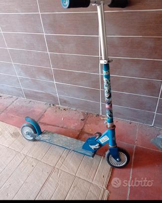 monopattino Avengers 