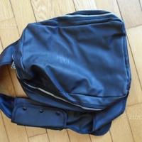 Monospalla Nero in Latex,con tracolla,e portacell