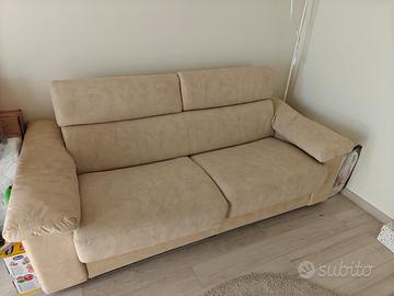 Divano letto matrimoniale