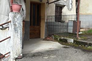 Casetta da ristrutturare
