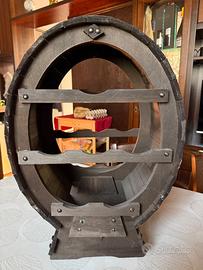 Cantinetta a forma di botte
