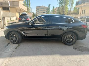 BMW X4 X DRIVE CON PACCHETTO M C.2000 190CV 2019