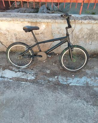 BICI B M X