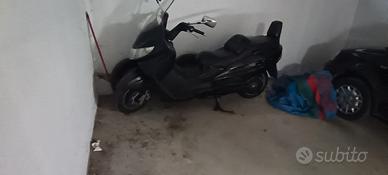 Suzuki burgman 250