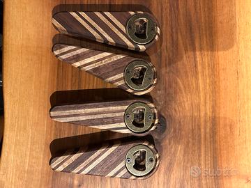 Apribottiglie in legno