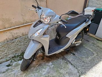 Honda Vision 110