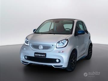 SMART Fortwo III 2015 - Fortwo 0.9 t Urbanr U15522
