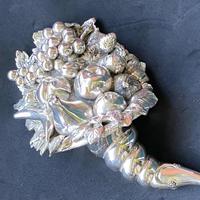Cornucopia laminata in argento